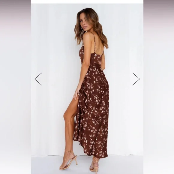 HELLO MOLLY Gimme Whiplash Midi Dress - Picture 9 of 10